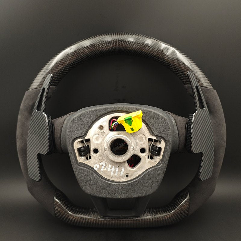 Back of the wheel with the hub, connector and paddles